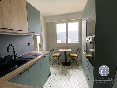 Location Appartement Meublé avec Vue Imprenable à Blois - Photo 2