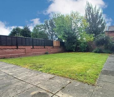 5 bedroom detached house to rent - Photo 3