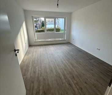 Perfekt für kleine Familien: Erstbezug nach Umbau im Erdgeschoss mi... - Photo 1