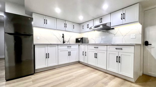 For Lease - 2 Lytton Boulevard Unit# Basement, Richmond Hill, Ontario - Photo 1