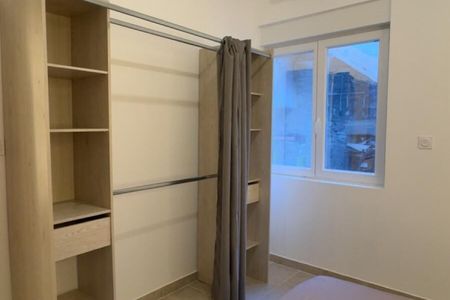 Location Appartement 2 pièces - Photo 4