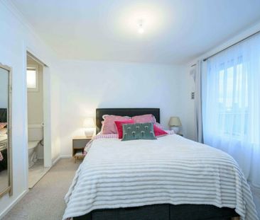 26 Greenway Avenue, Devonport - Photo 6