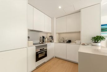 1 Bedroom Apartment with swimming pool, Miraflores, Oeiras