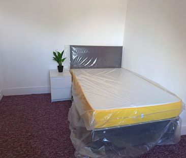 Room in a Shared House, Prospect Street And Prospect Cottage, RG1 - Photo 2