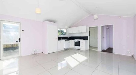 3 bedroom+1 Utility Mt Wellington - Photo 5