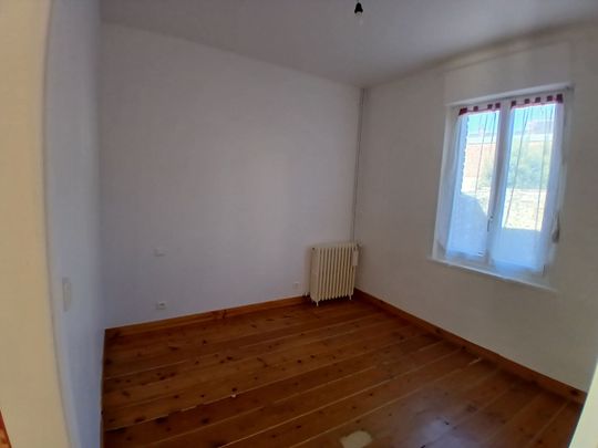 Location Maison 6 pièces 104m² - Photo 1