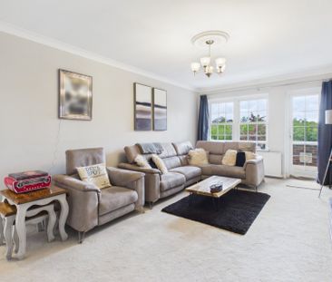 Bulstrode Court, Gerrards Cross,SL9 - Photo 2
