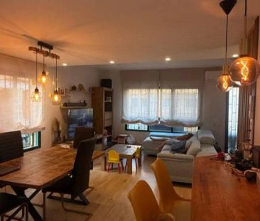 Casa o chalet de alquiler en Carrer la Mar, 64, Centro - Photo 1