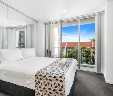Surfers Paradise - Photo 2