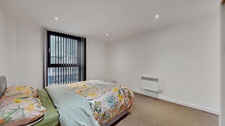 2 bedroom flat to rent - Photo 5