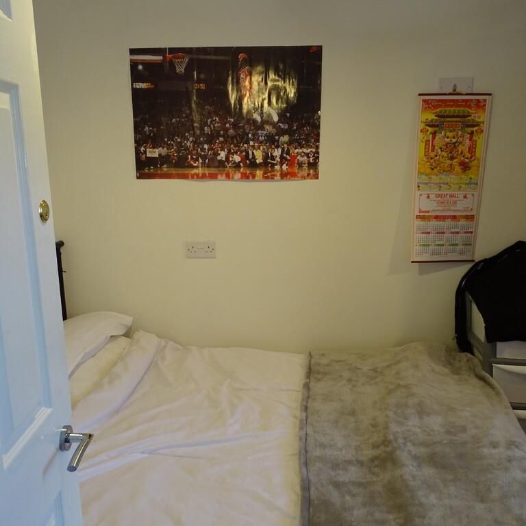 4 bedroom semi-detached house to rent - Photo 1