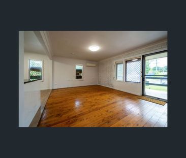 82 Aurora Drive, Tregear, NSW 2770 - Photo 2