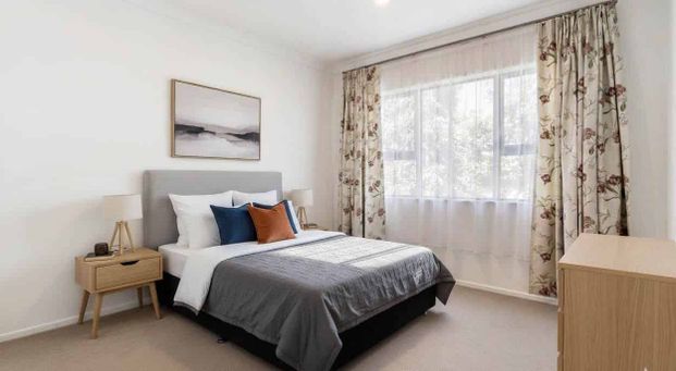 Move Quick: Modern, Low Maintenance Home in Pr... - Photo 1