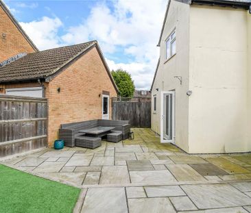 2 bedroom end of terrace house to rent - Photo 4