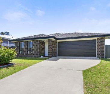 83 Denman Avenue, KOOTINGAL NSW 2352 - Photo 6