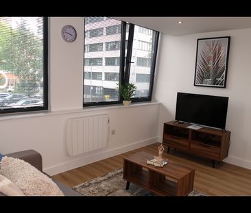 1 Bed Flat, Alexander House, M16 - Photo 5