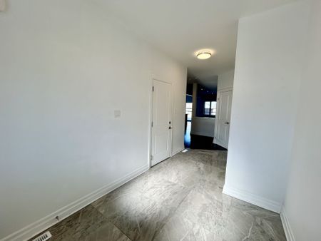 For Lease - 2619 Sheffield Boulevard Unit# 19, London South, Ontario - Photo 5