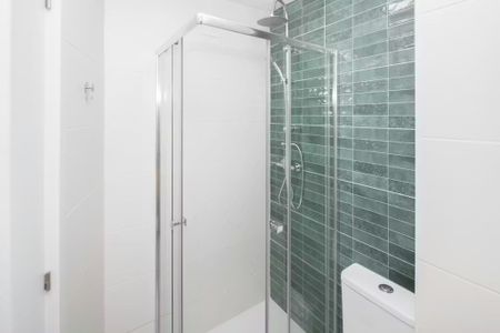 Carrer de la Font Roja, Valencia, Valencian Community 46007 - Photo 5