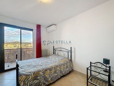 Beau T3 avec vue dégagée. - Photo 5