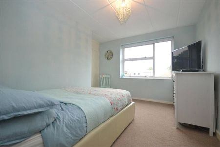 Hepple Close, Isleworth - 1 bedroomProperty for lettings - Chasebuchanan - Photo 3