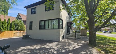 For Lease - 4229 Bloor Street Unit# Main, Toronto, Ontario - Photo 4