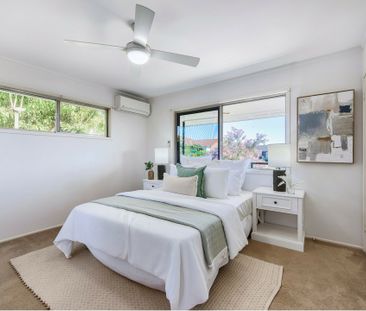 AIR CONDITONED 3 BEDROOM HOME - Photo 3