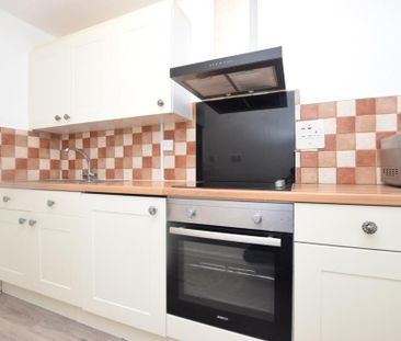 1 bedroom flat to rent - Photo 6