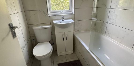 Room in a Shared House, Lordship Lane, N17 - Photo 2