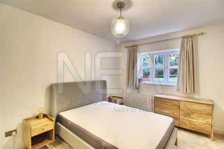 Balmore Park, Caversham, Reading, RG4 - Photo 5