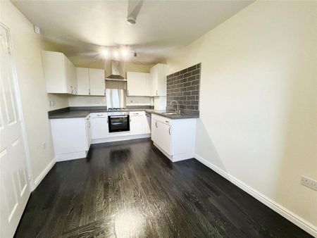 4 bedroom townhouse to rent - Photo 5