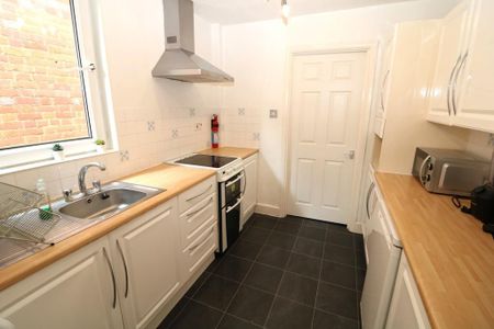 1 bedroom apartment to rent - Photo 5