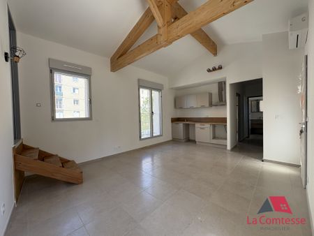 Location Appartement 3 pièces 51m² AUBAGNE 13400 - Photo 3