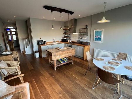 2 bedroom property to rent - Photo 2