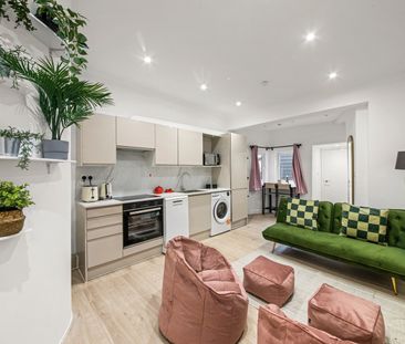 1 Bed Flat, Blackheath, SE10 - Photo 6