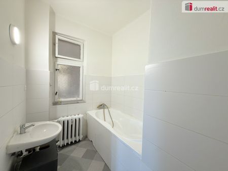 Pronájem bytu 2+1 73 m² - Photo 3