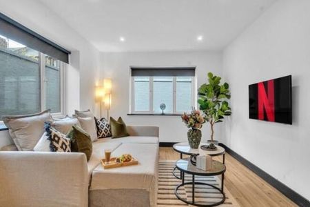 Studio to rent - Photo 3