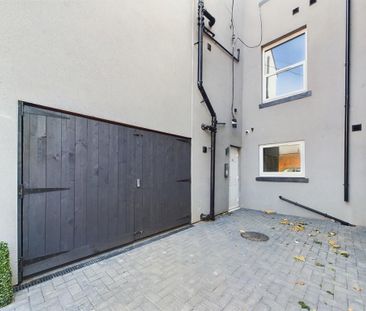 1 bedroom in a house share to rent - Photo 6