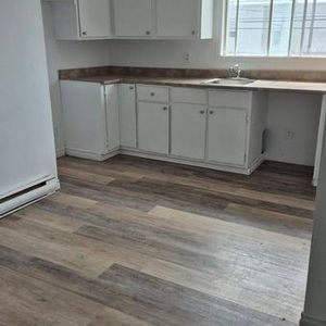 4 ET DEMI DISPONIBLE À PARTIR DU 1ER MARS 2026 - Photo 2