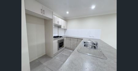 2 Bedroom Home in Rutherford ✨ - Photo 4