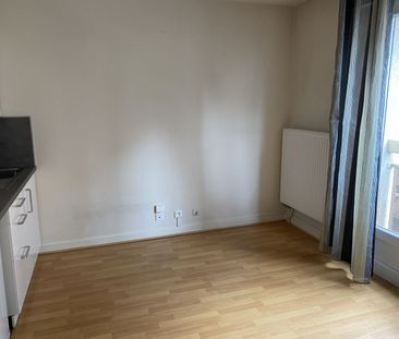 Location Appartement 1 pièce 23m² - Photo 4