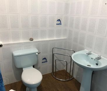 8 Coastguard Cottages, Carrickfergus, BT38 8BU - Photo 5