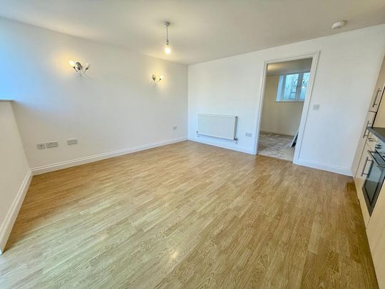 1 bedroom apartment to rent - Photo 1