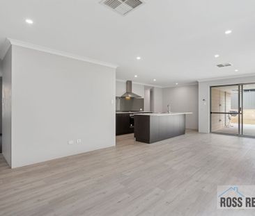 Stylish 4-Bedroom Home in Quiet Location - Photo 6