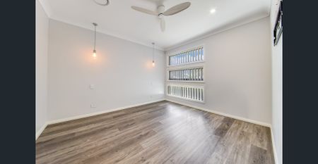 Exceptional Family Living in a Prime Location! - Photo 2