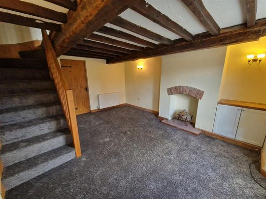 2 bedroom terraced house to rent - Photo 1