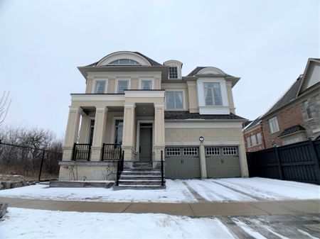 For Lease - 18 Yuan Drive, Richmond Hill, Ontario - Photo 5