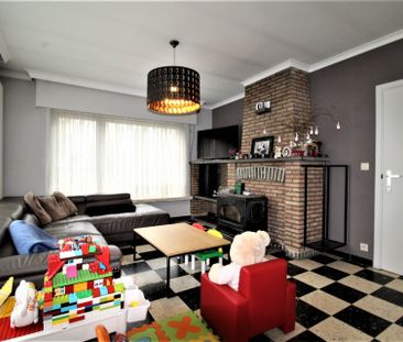 Ruime woning (205 m²) te koop in Oostrozebeke – centraal gelegen tu... - Photo 3