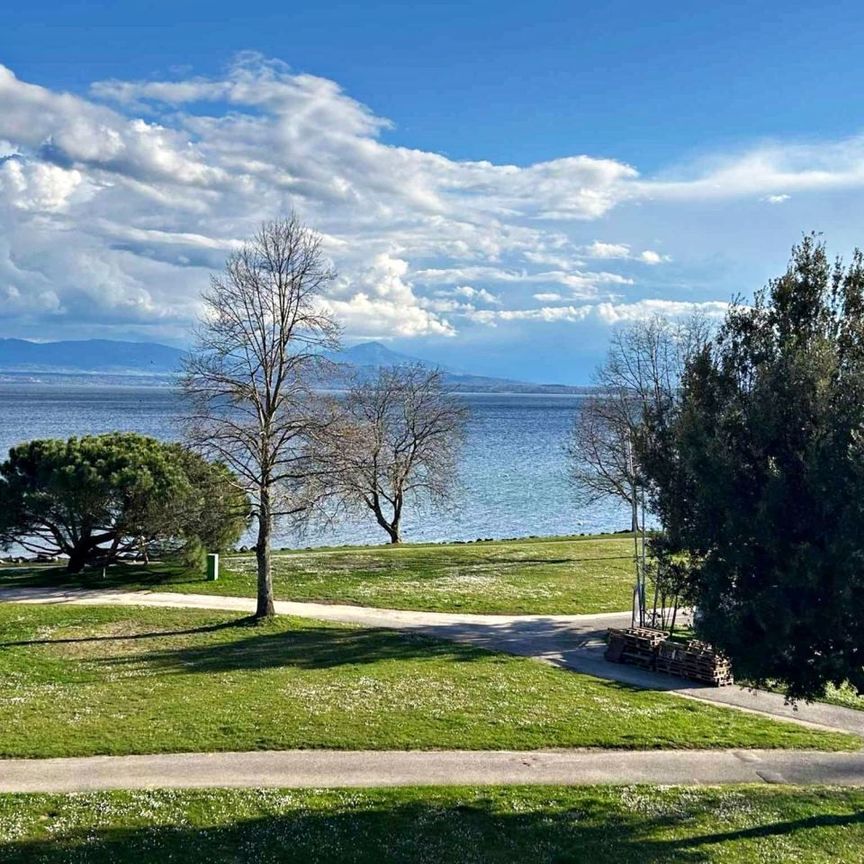 Splendide 3.5p de standing neuf avec vue imprenable sur le lac - Photo 1