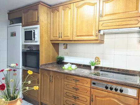 Calle del Veinticinco de Abril, Moncada, Valencian Community 46113 - Photo 2