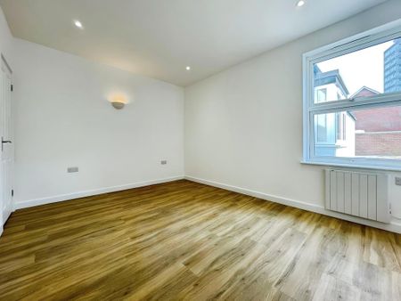 1 bedroom ground floor maisonette to rent - Photo 3